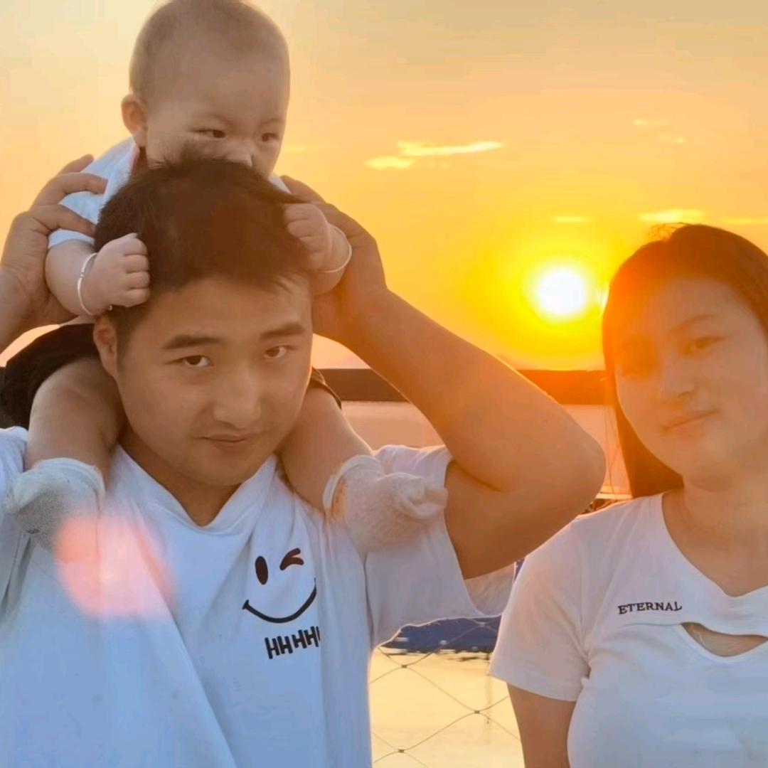 🍀是小罗吖❤️（希希宝贝）