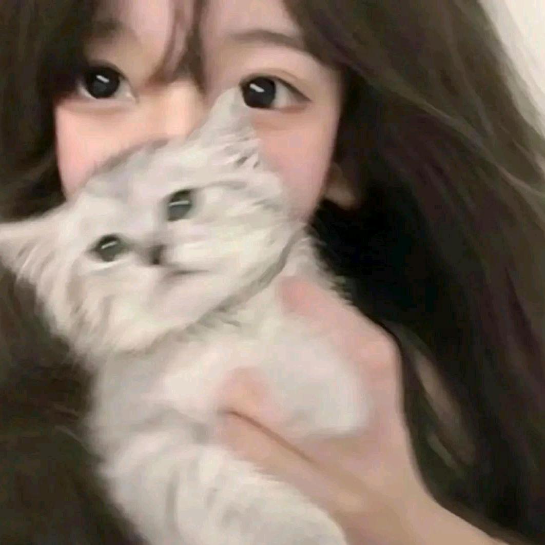 小宝吃不饱吖~