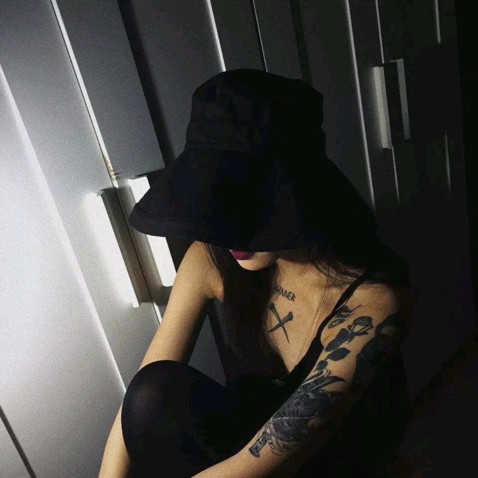 大  琳  琳  👸！