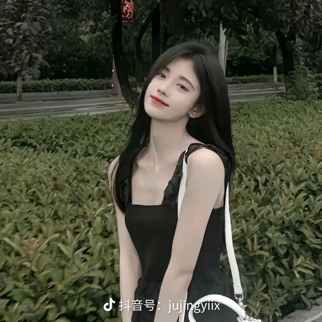 骏马奔腾
