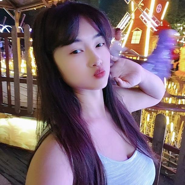 包包  (后会有期，有缘再见)