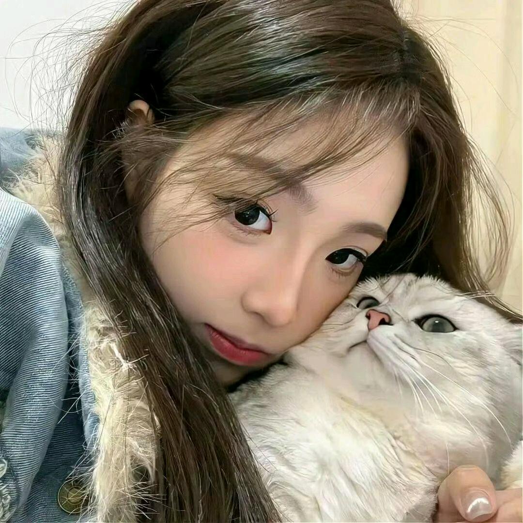 小美美女!hi