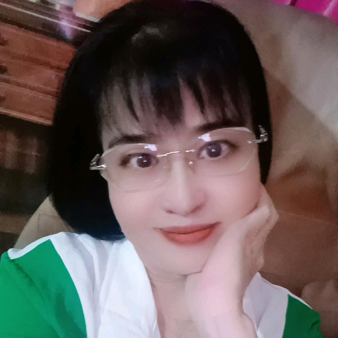 秋月晗香👉（櫥窗有好物）
