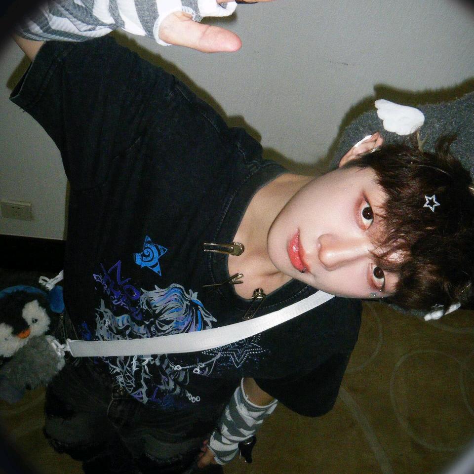 玉米糊糊zyl.⛱️