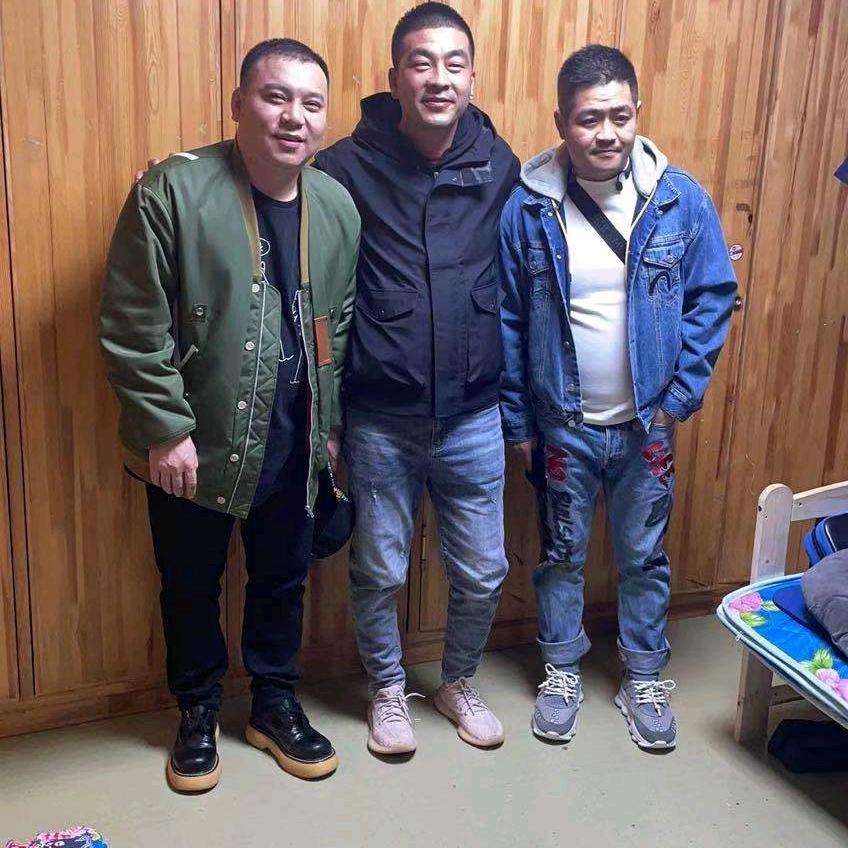 努力吧，，兄弟