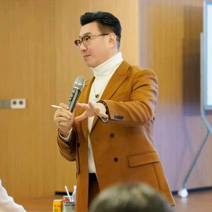 海铁江人性智慧