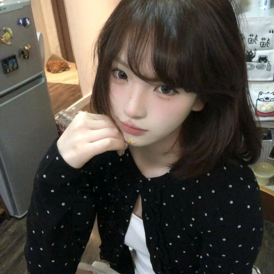 你为什么皱眉
