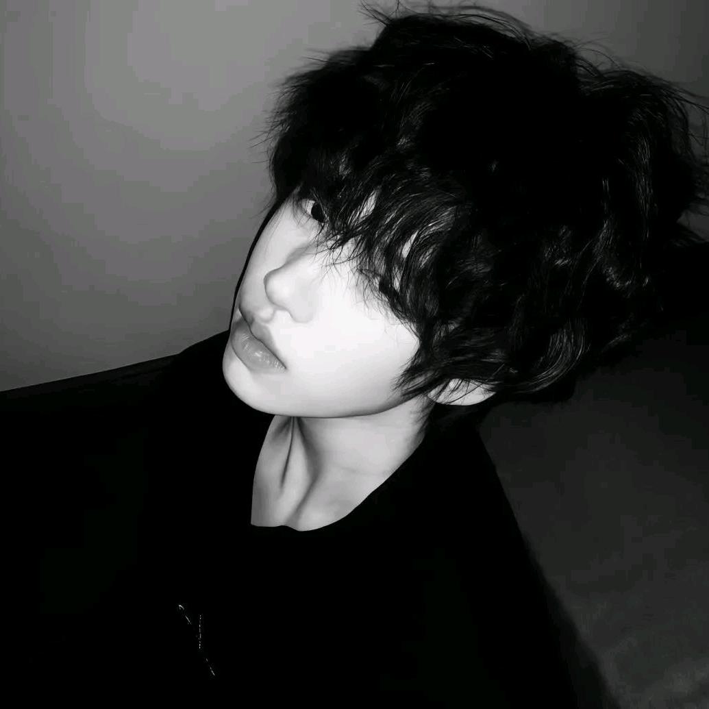 89岁腼腆小狗🐾