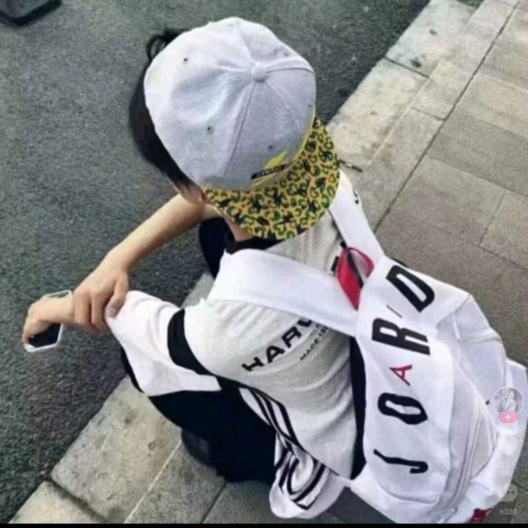 帅东🏓