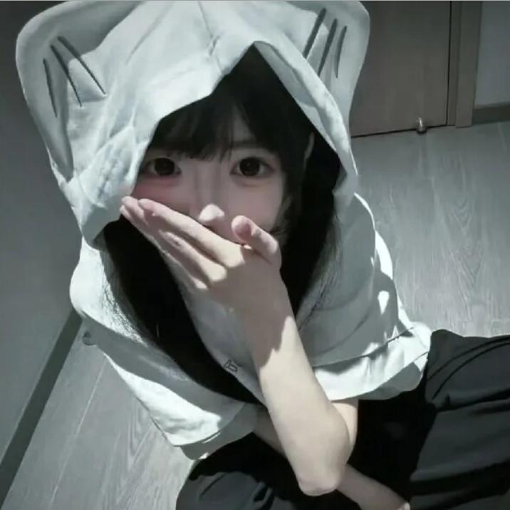 无敌泠酱🐱^