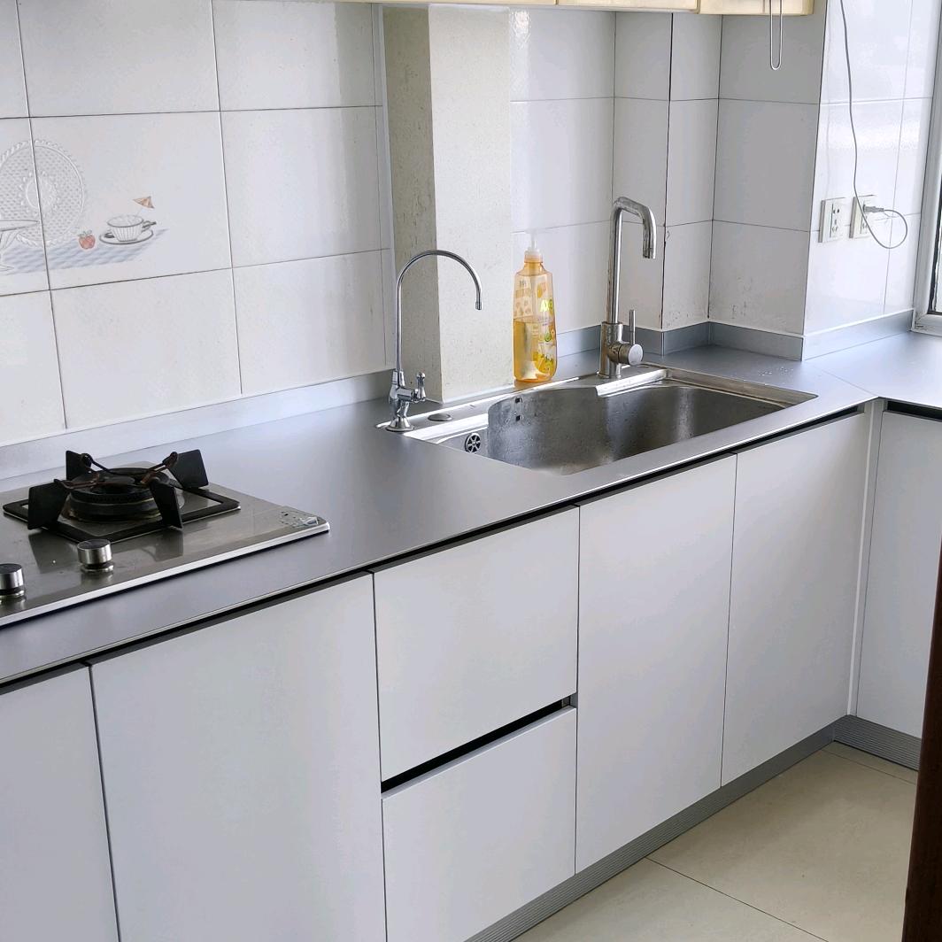 大连华丽不锈钢橱柜 全铝衣柜 友友