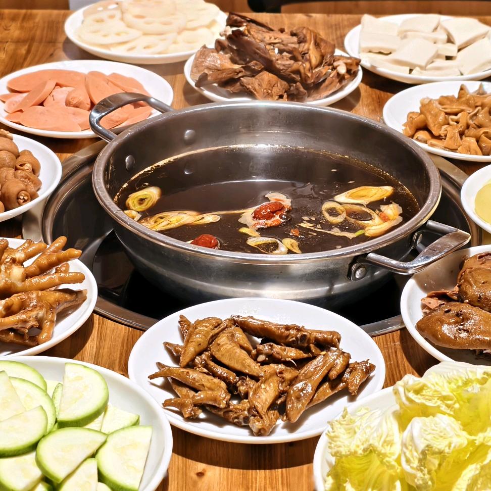 金沙夜宵（三杯两盏餐饮店）