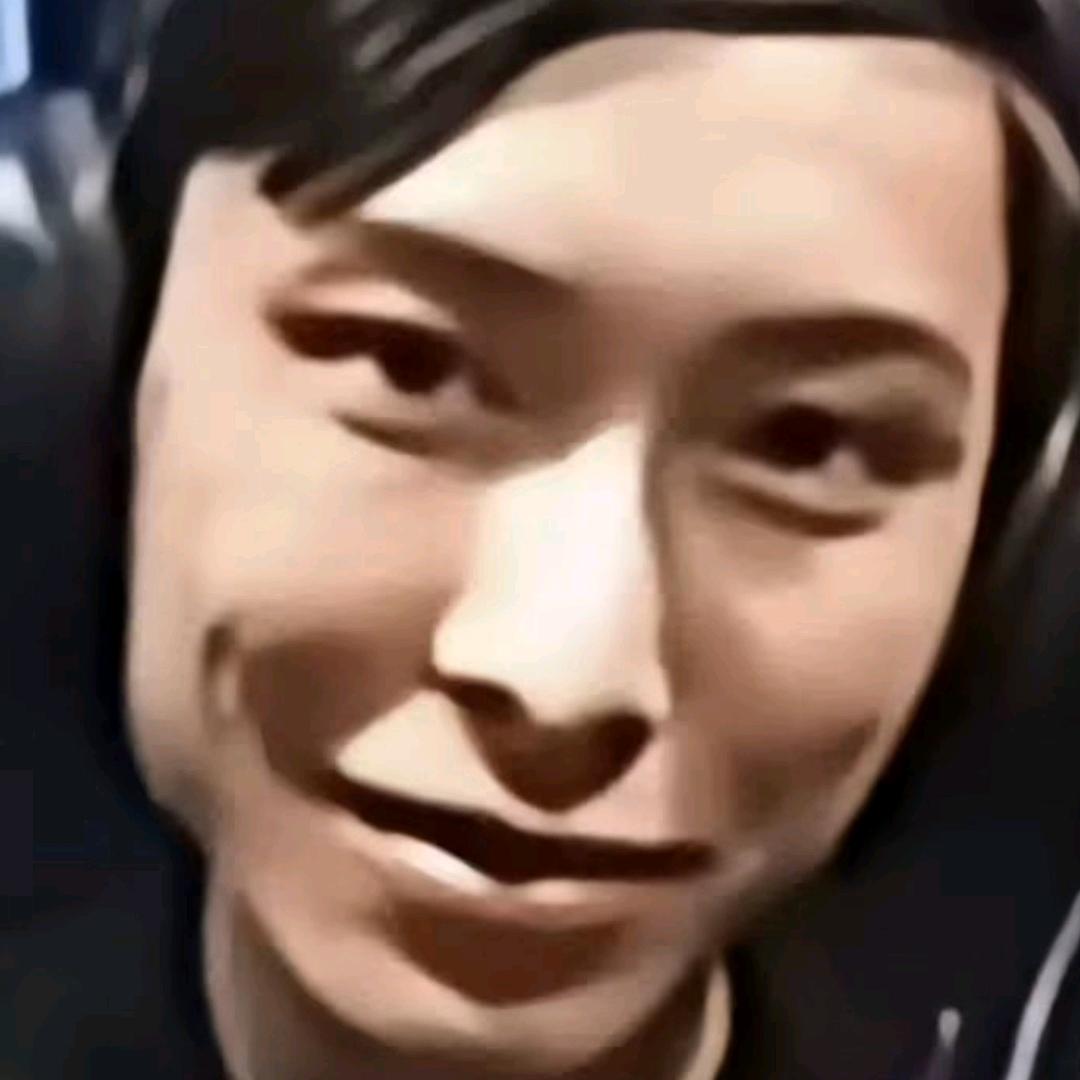 穿篮球打背带裤