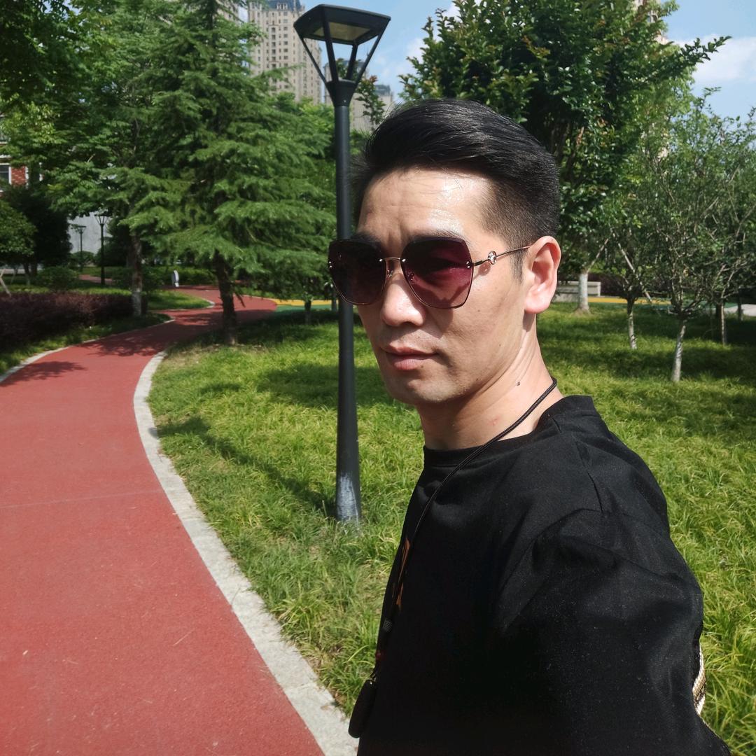 奮斗銄前