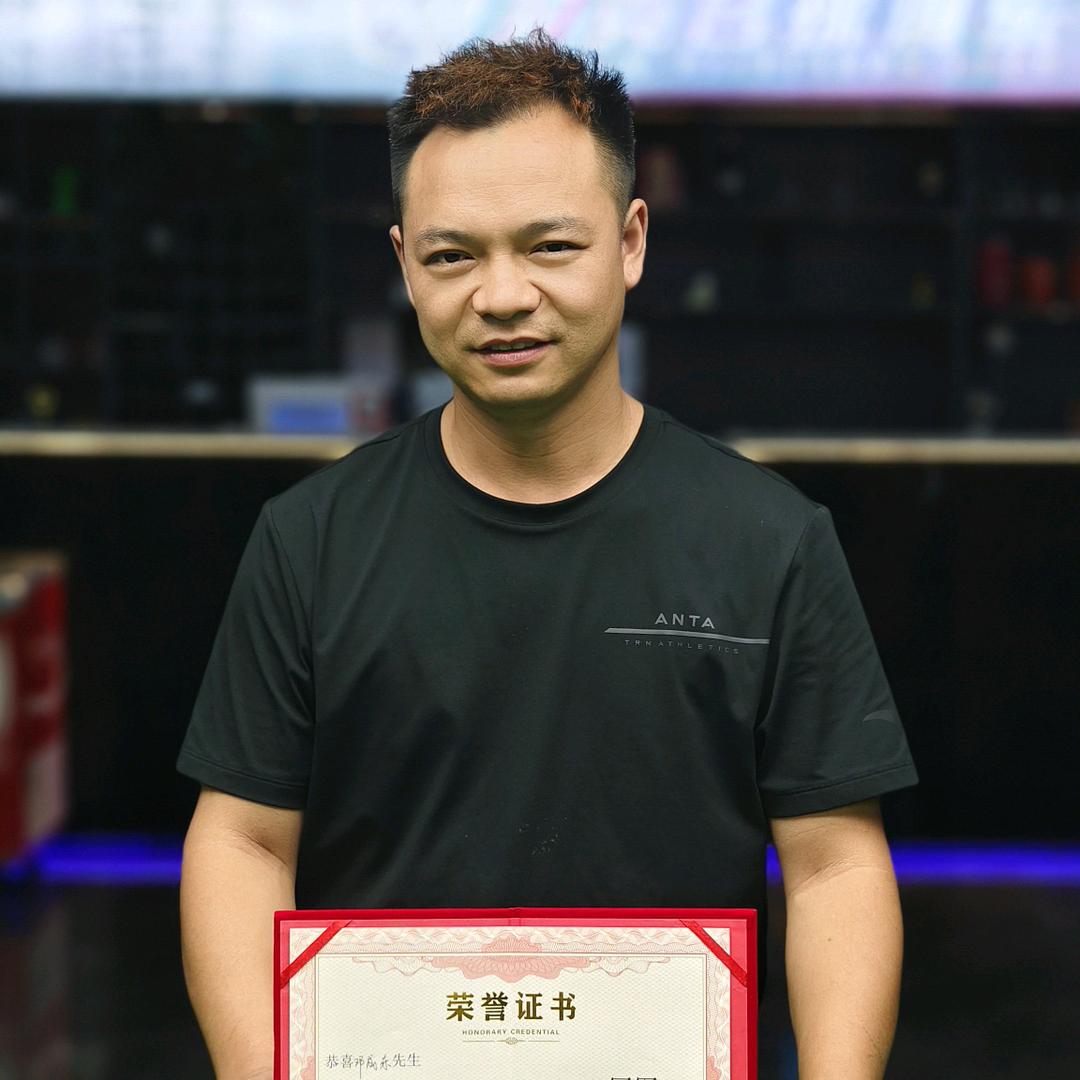 邓邓台球小麻鸭