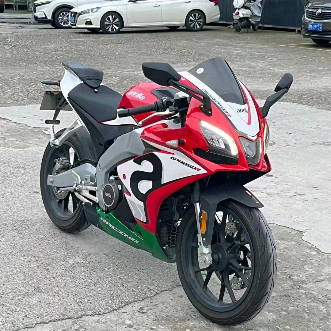 用户8680379347638隐身