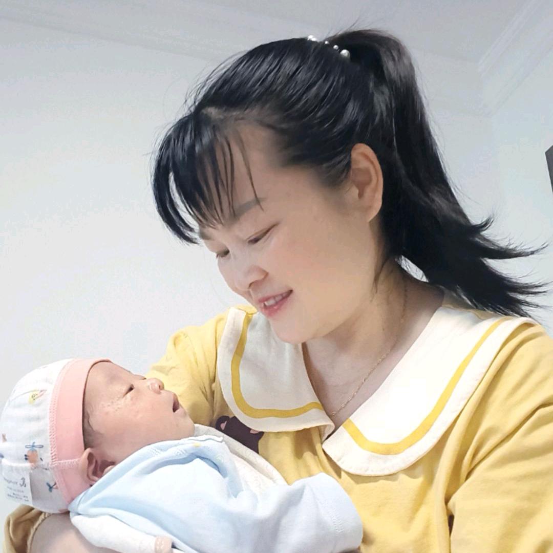 月嫂 笑笑易姐