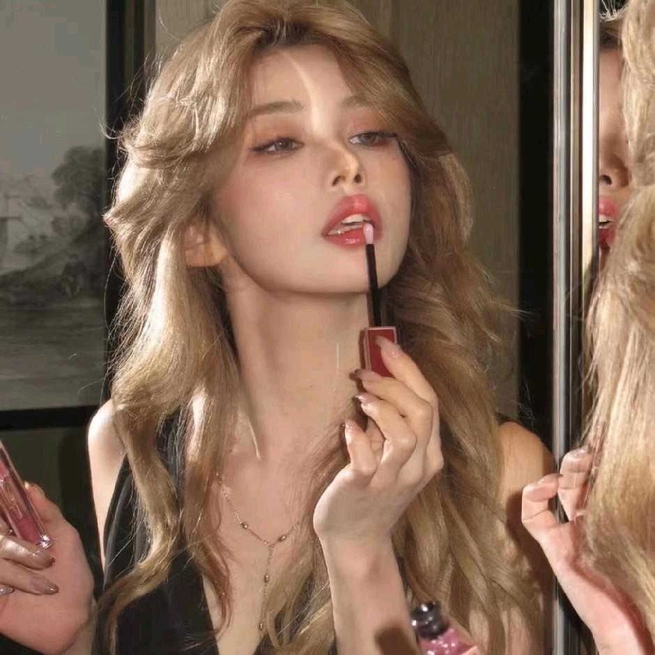 💋