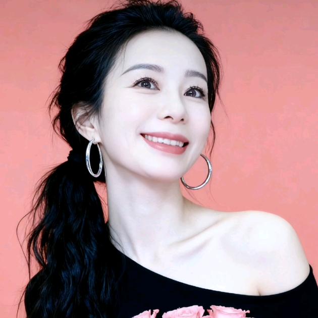 快乐小姐姐🌹🌹
