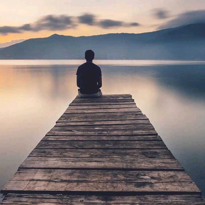 显怀