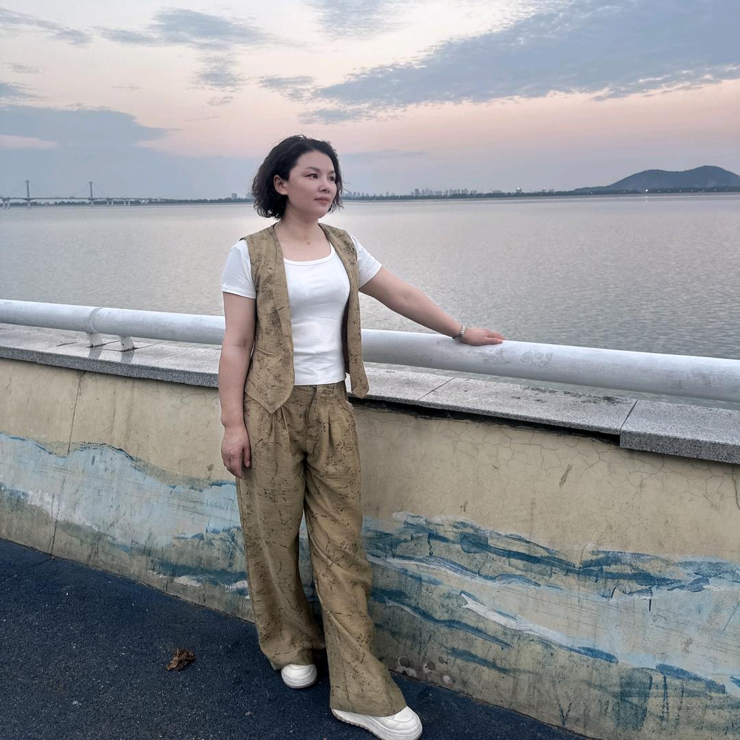 高级抗衰_全国招商_丁莉