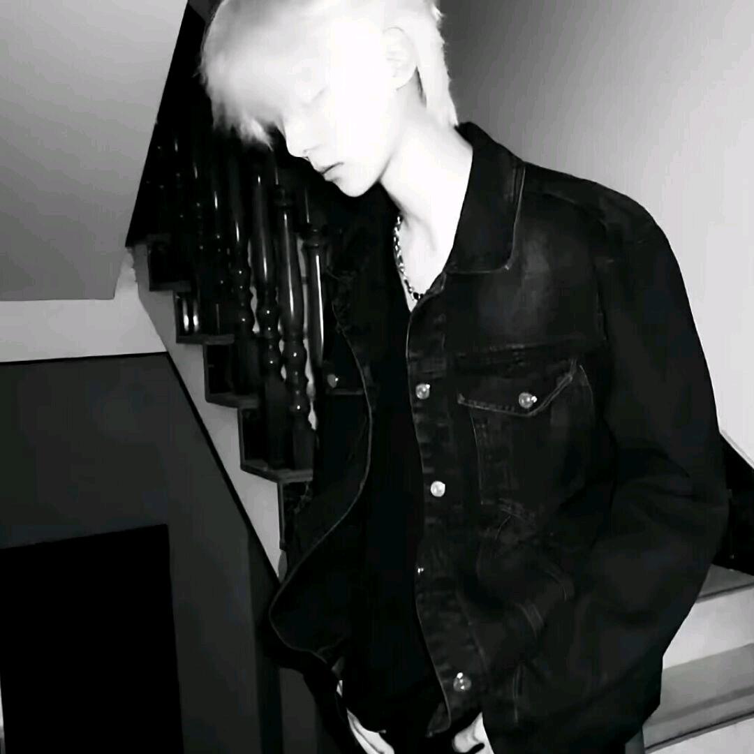 小洛