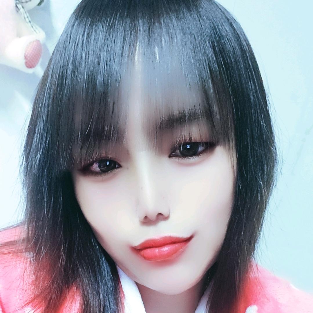 单飞的百合。