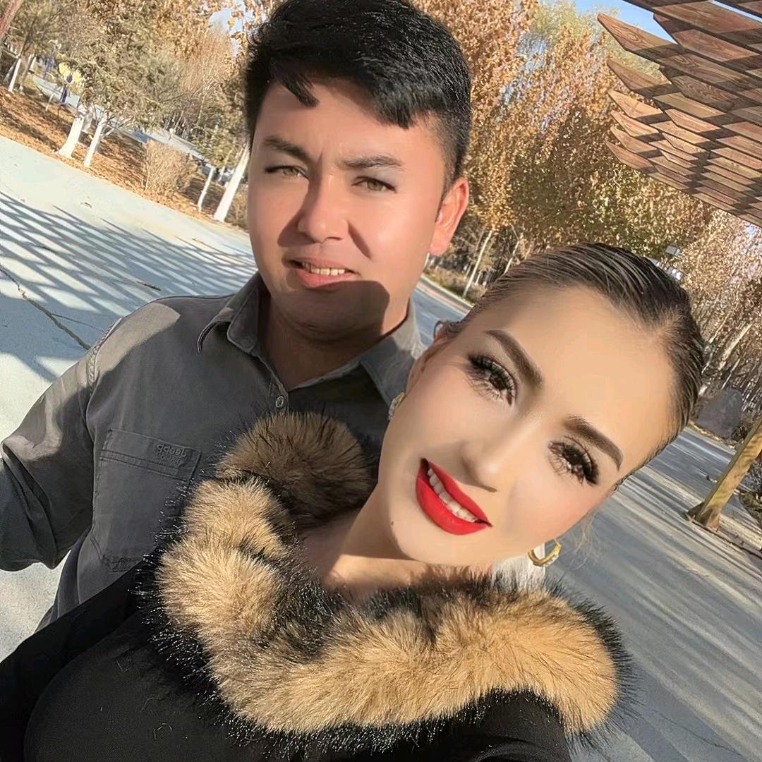 哥 ________   忙༒