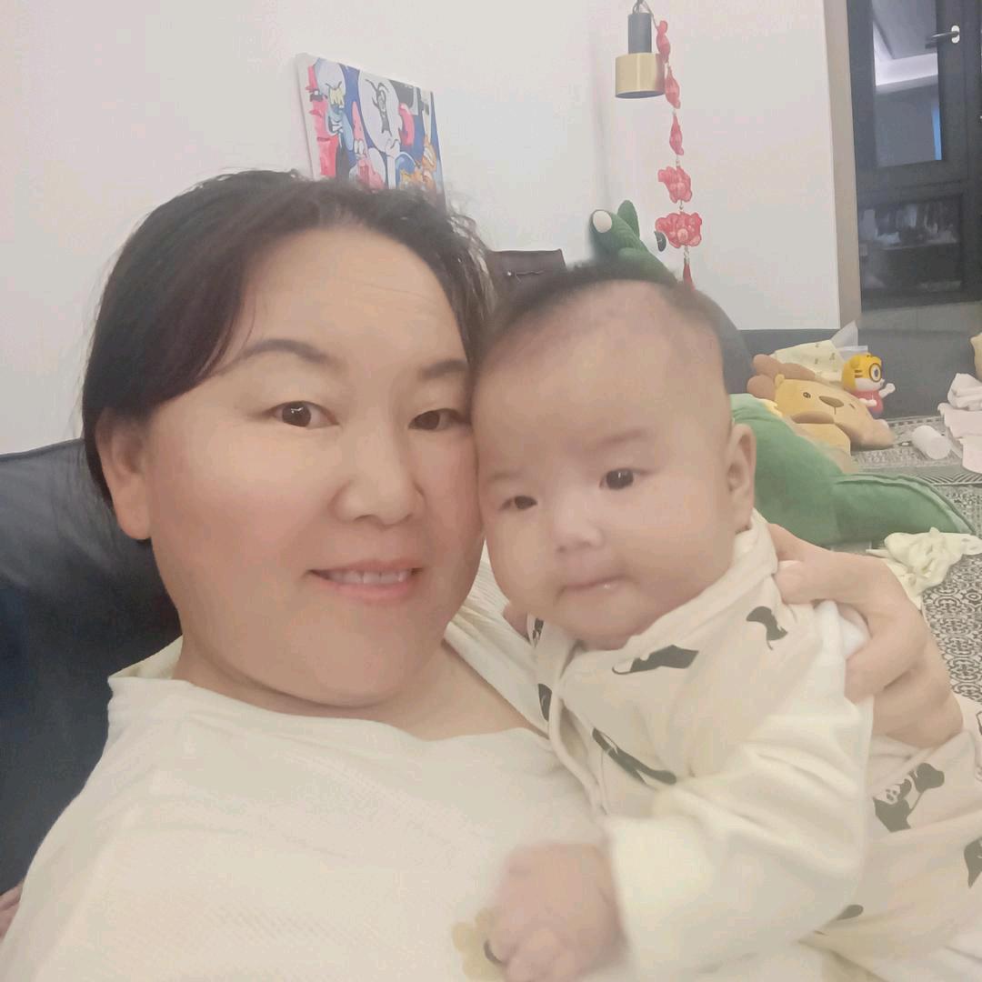 月嫂刘姐暖阳团队【全国接单】谢绝连赞