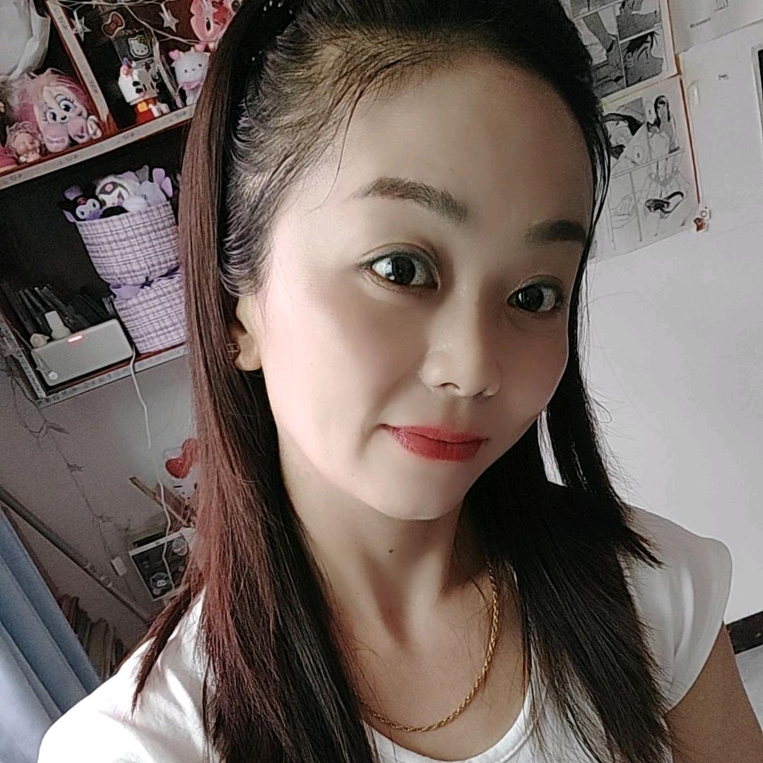 小熊🧸，，，，，，，