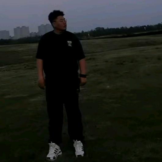 👨忧郁男神