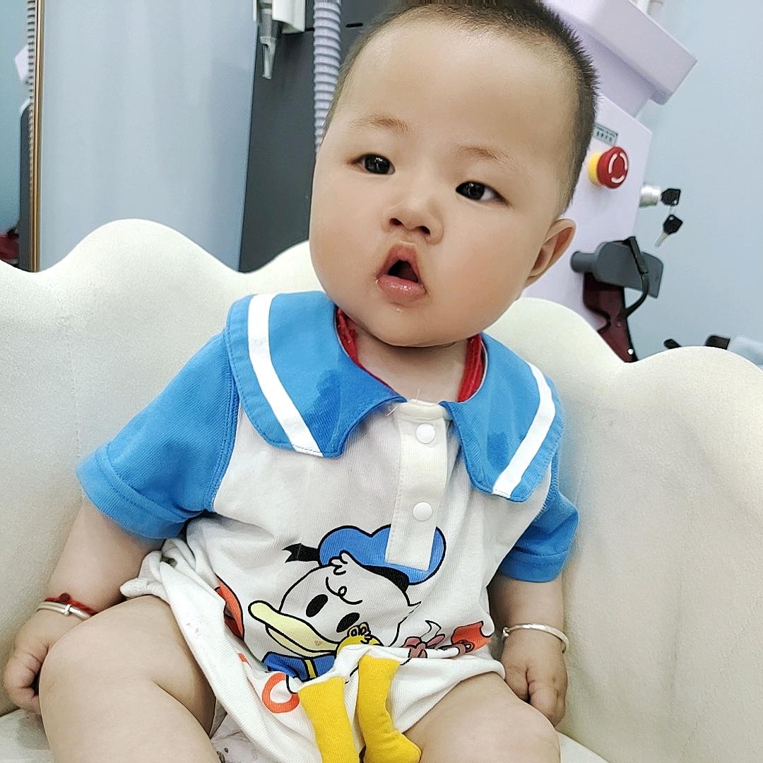 单亲妈妈杨远东