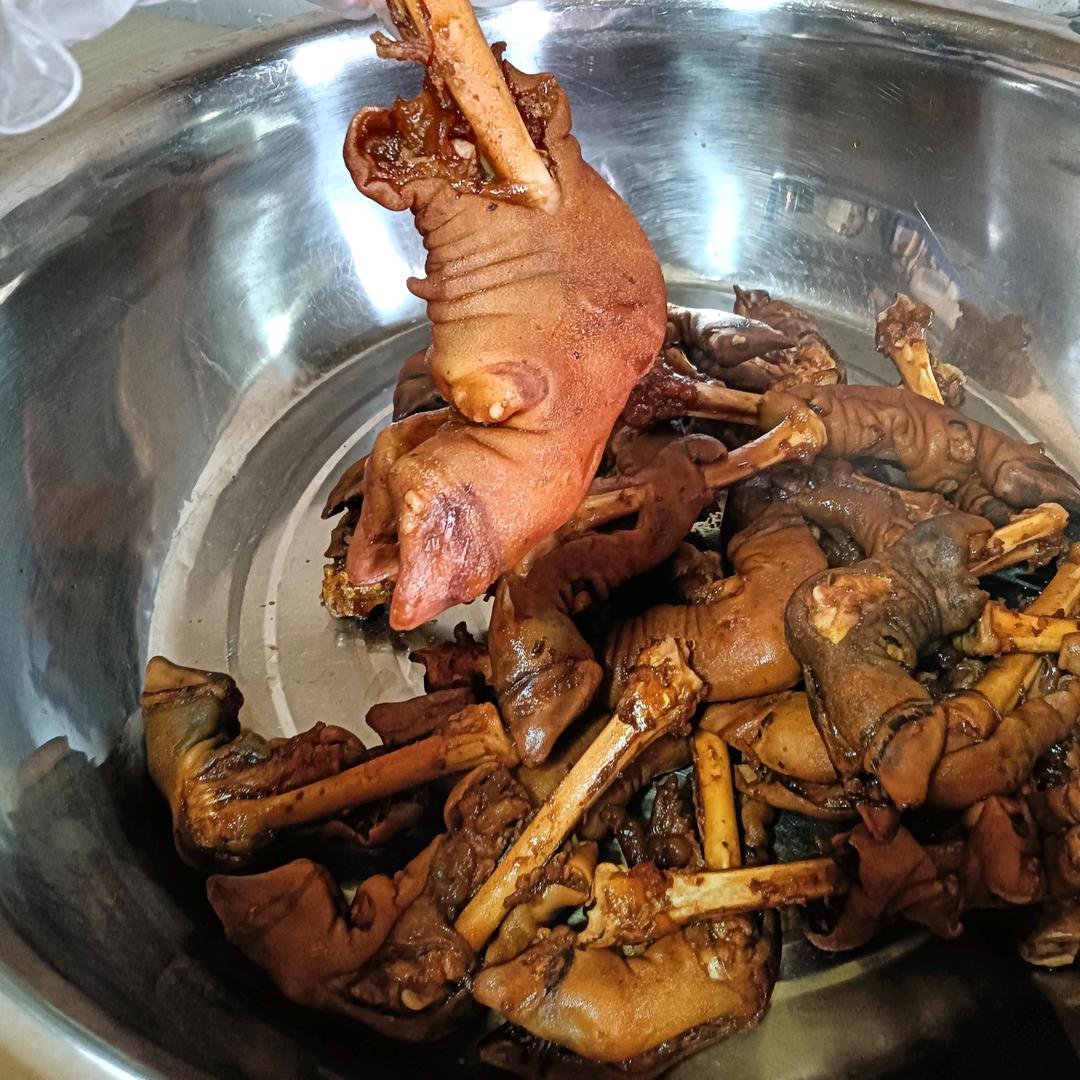 普洱麻辣羊蹄
