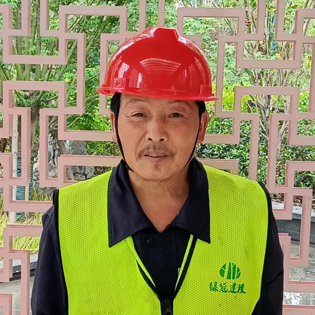 《打工人》