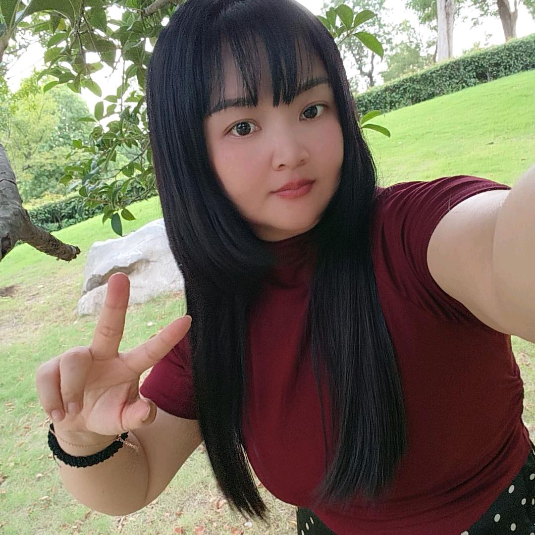 过去的悲伤。傻妞