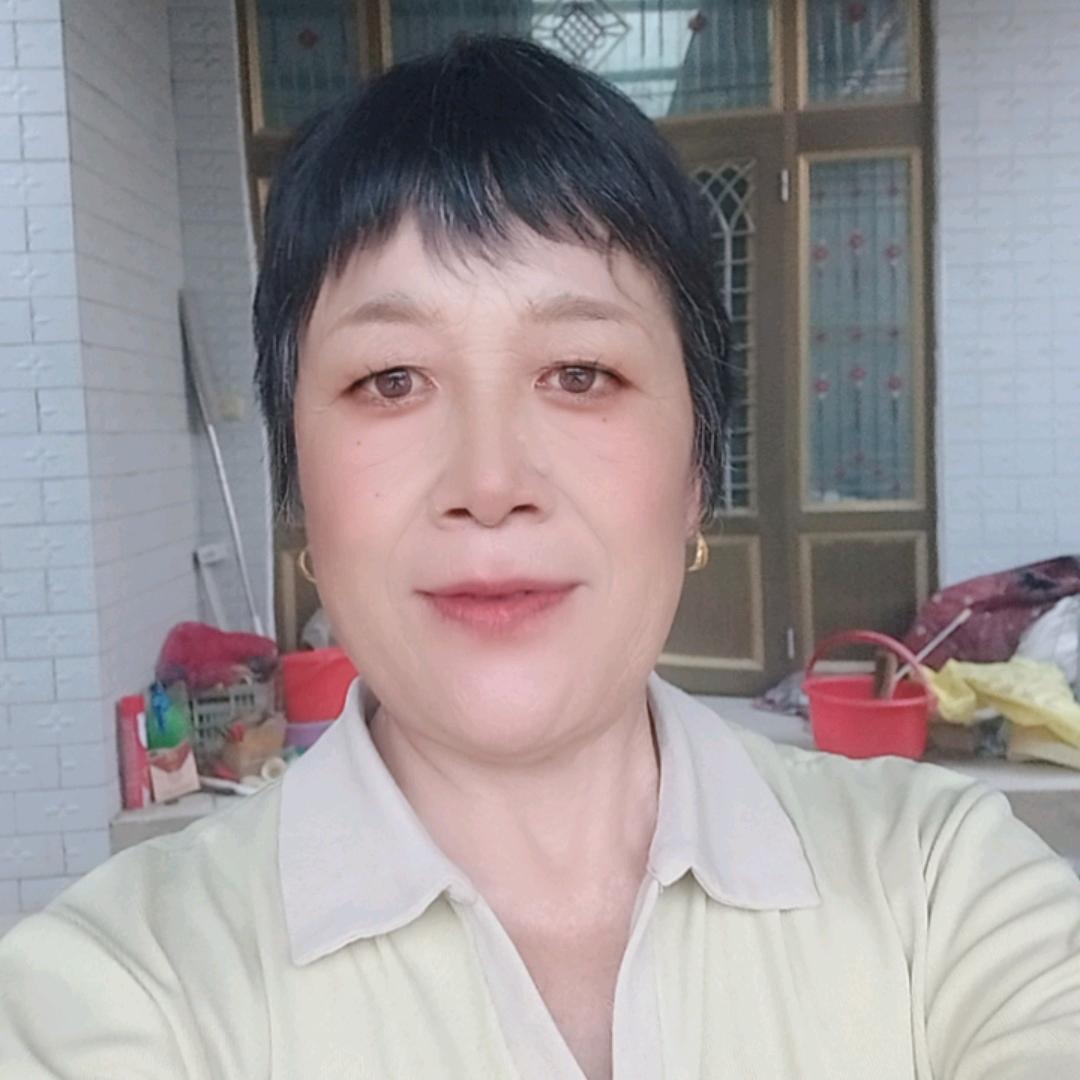 云姐(下午1点10分开播)