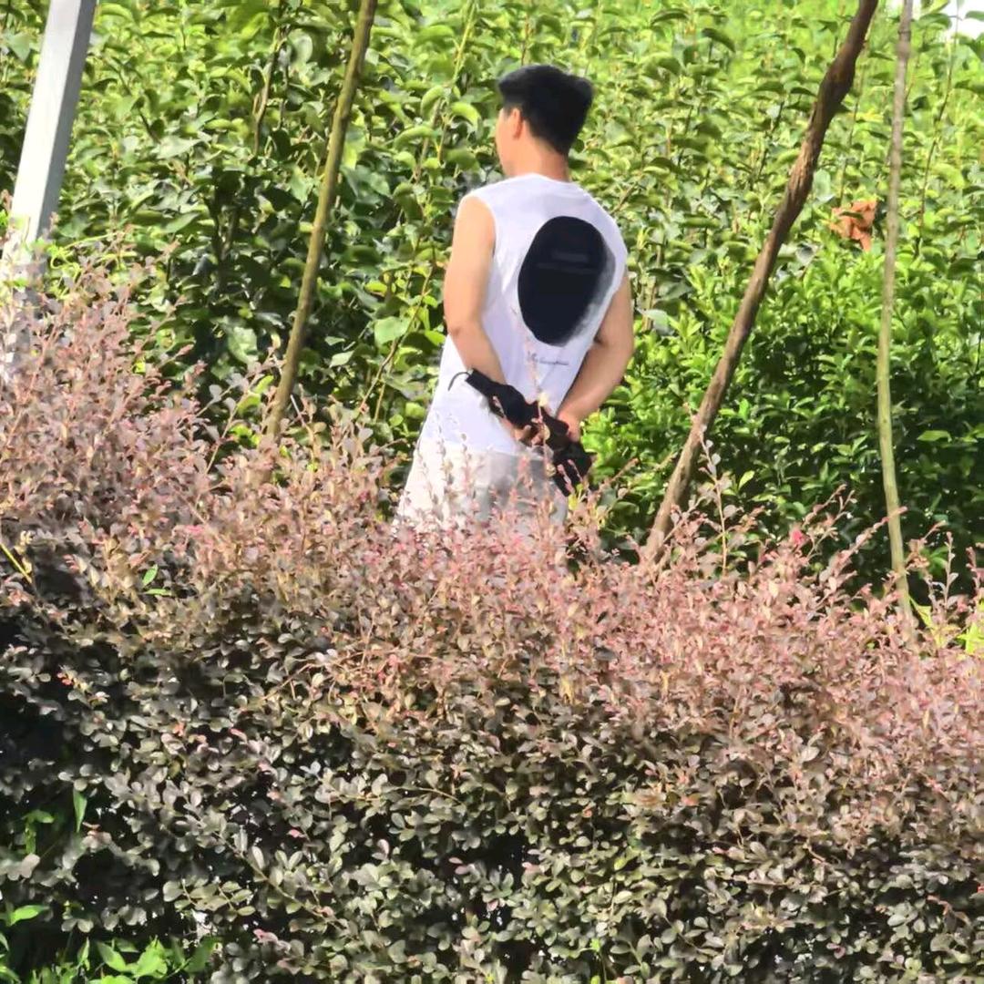 @啊杰