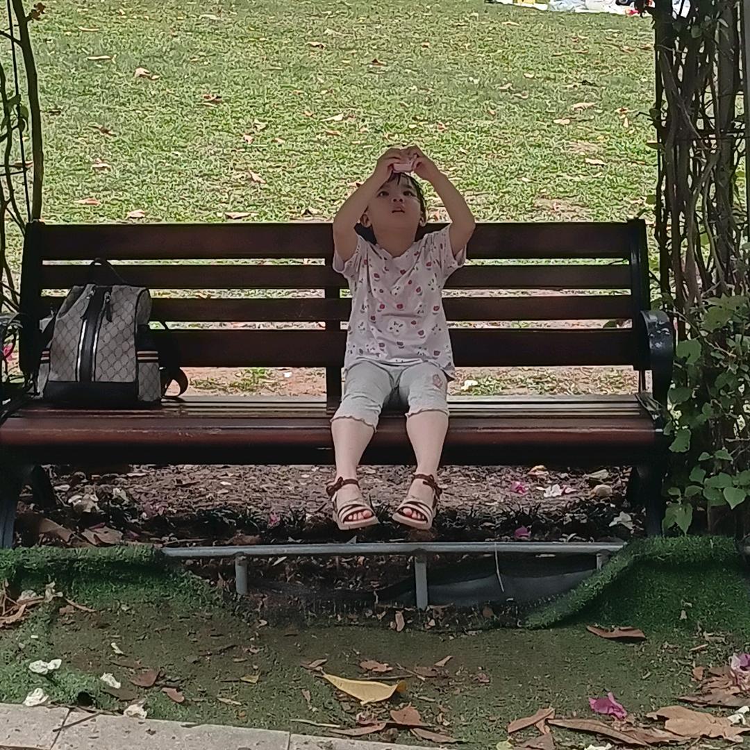 倾听头像