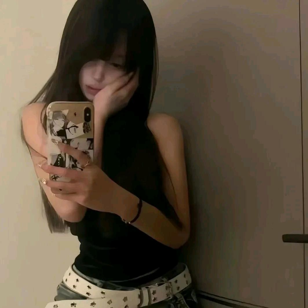 燕子-（摸鱼专业户）