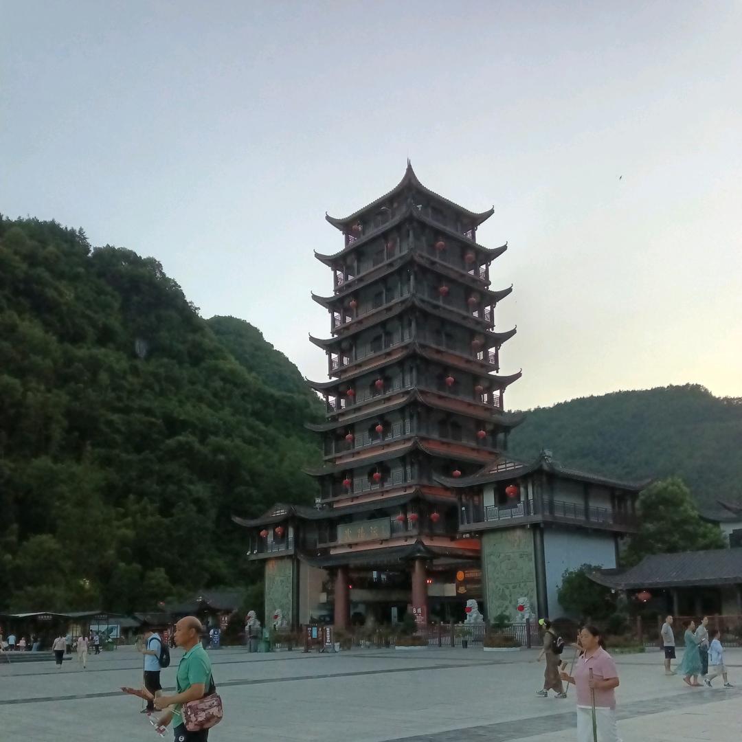 自己选的路,打碎牙往肚子里咽,也要走下去
