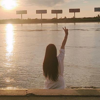 等风起  等雨落