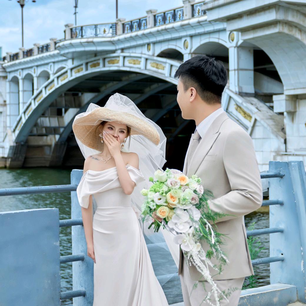 广州兰兰女装批发