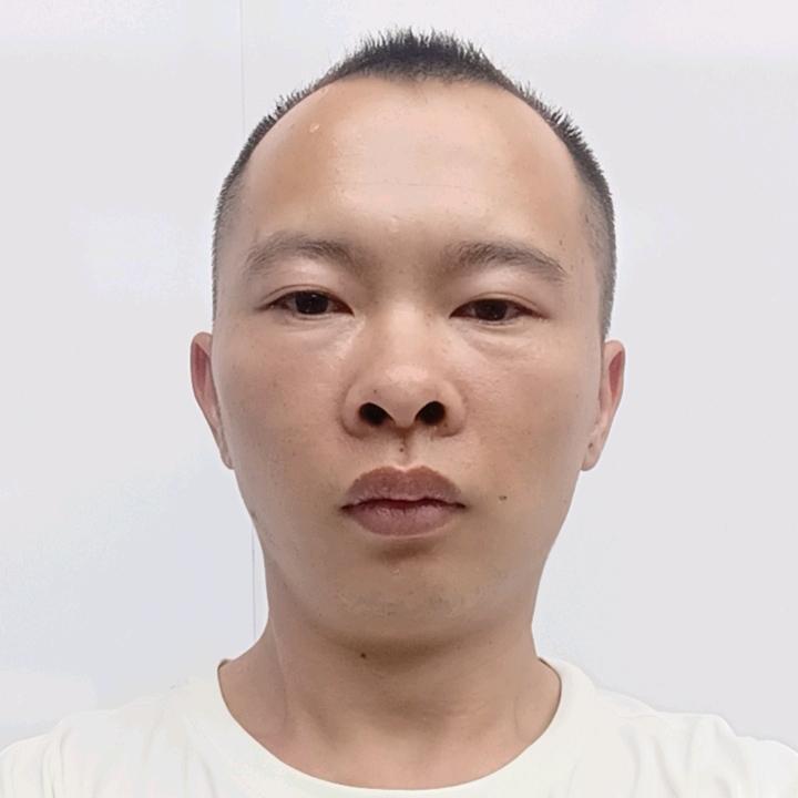 会做饭的小伙。爱锻炼