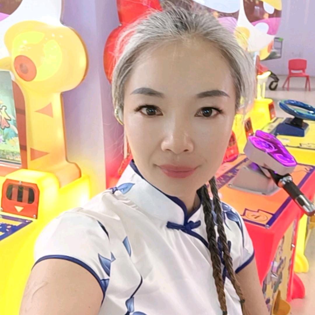 丑小鸭