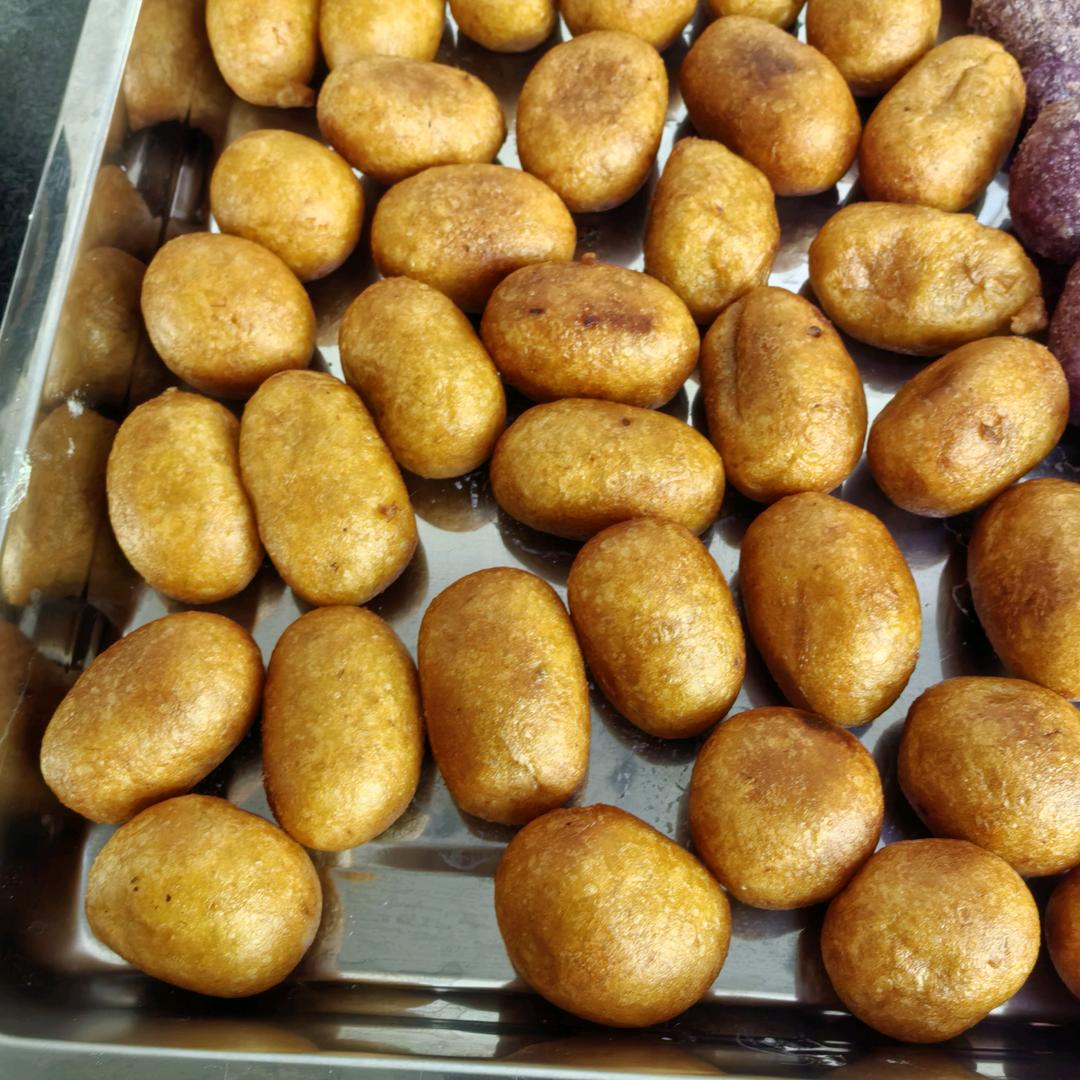 工作跳舞两不耽误（陈）