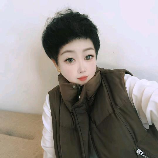 带刺的玫瑰