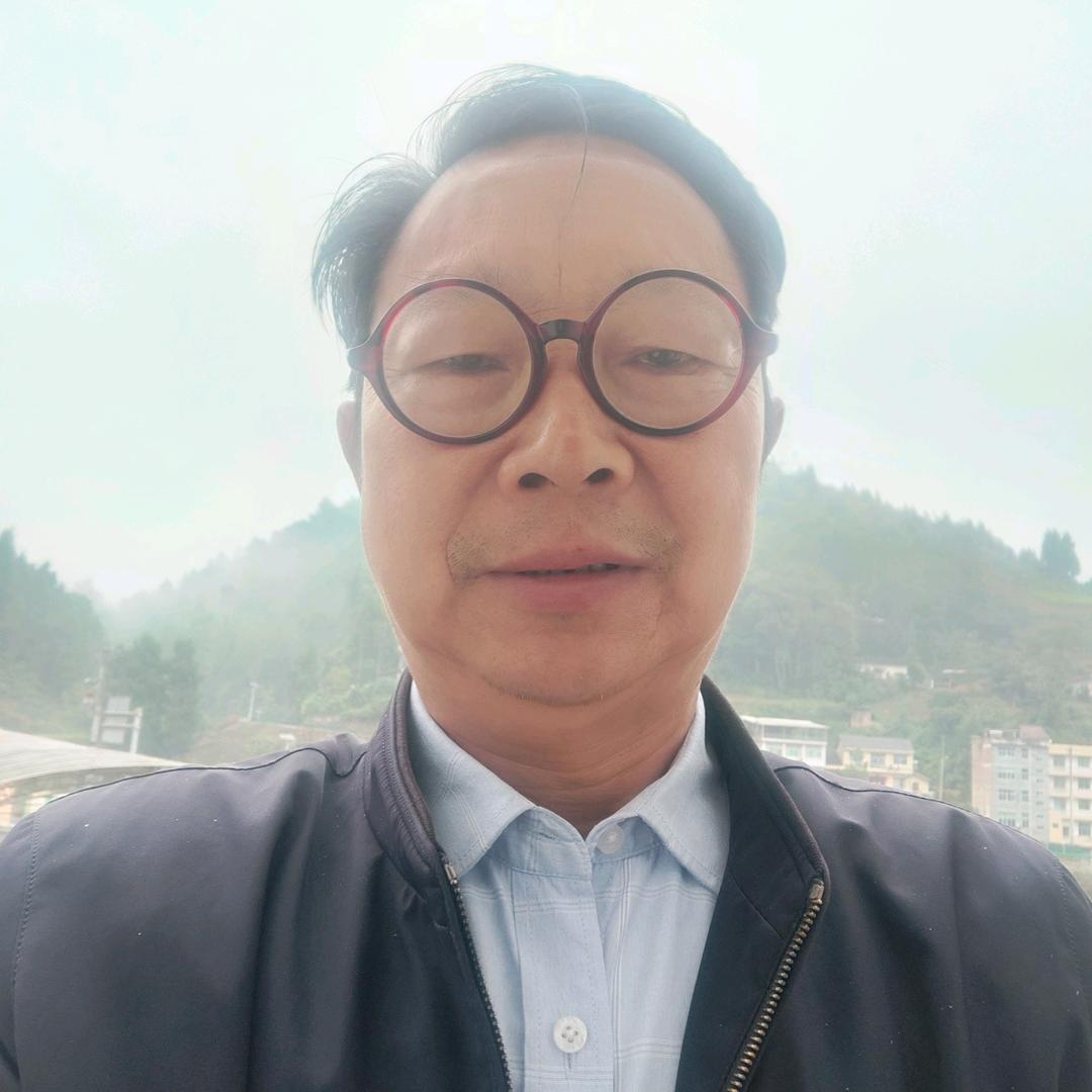精医广厚德