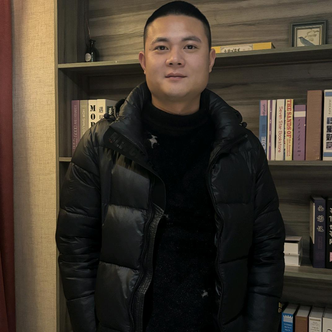 @꧁꫞꯭孤城旧梦꫞꧂: 🚬এ᭄