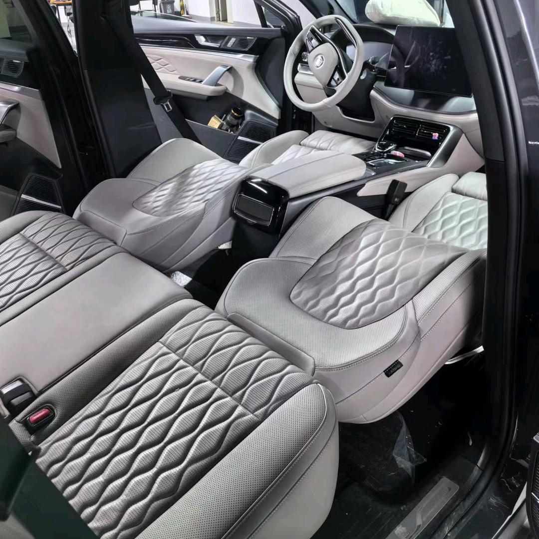 座椅改平露营车