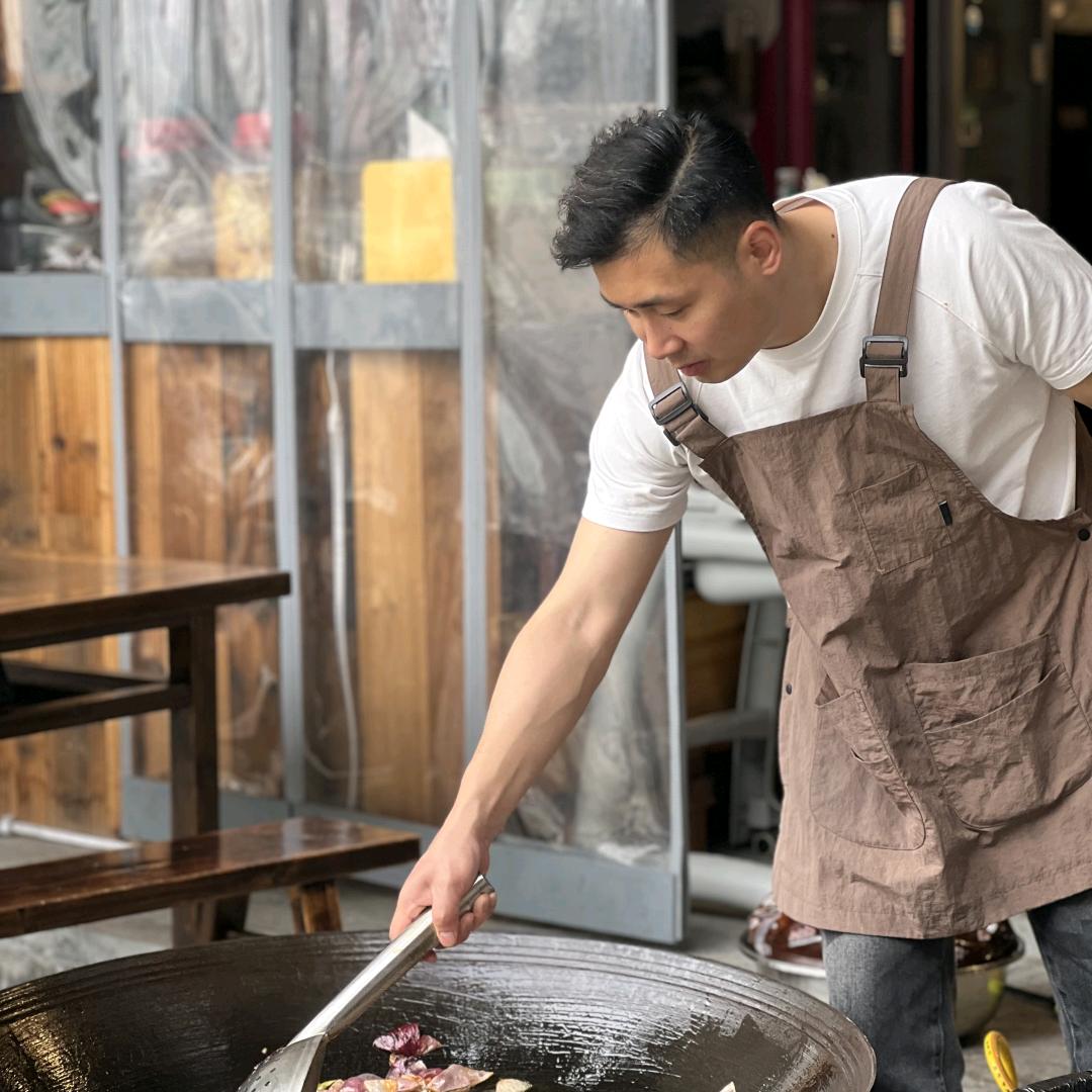 金老师爱炒料！